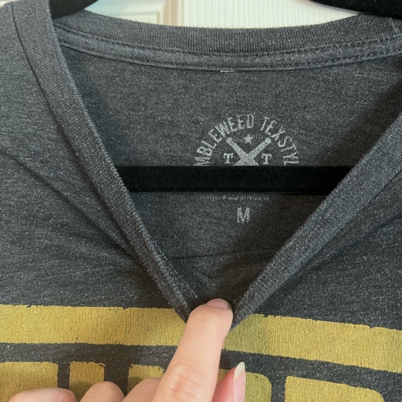 Size medium gray TUPPS Brewery tshirt - Picture 3 of 3